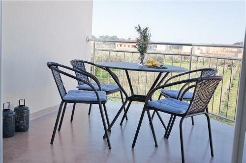Karbonaca Apartments