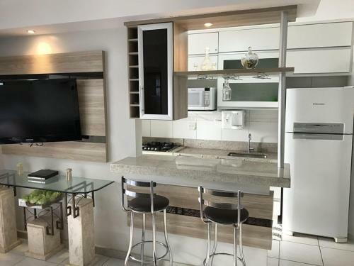 Excelente Apartamento de 02 Quartos! 07 Piscinas! Rpt2