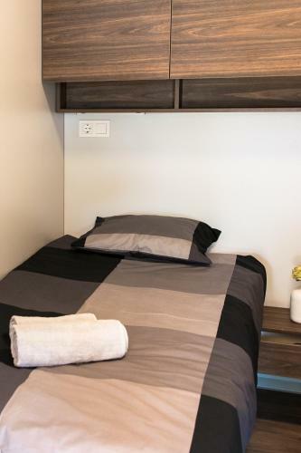 Lux Camp - Mobile Homes In Bi Village