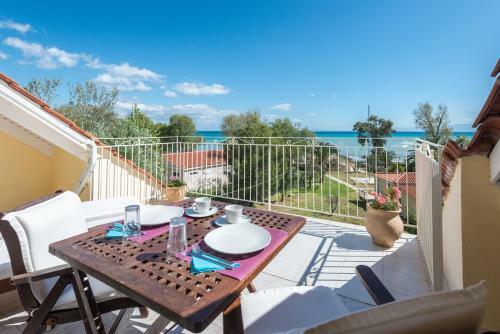 Albouro Sea Front Apartments