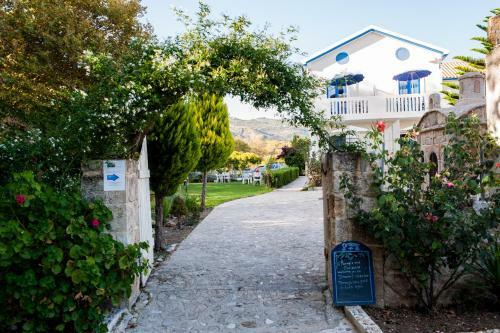 Katelios Dreams Apartments