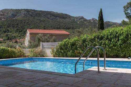 Beautiful Villa Fantasy 1