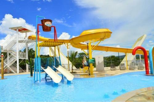 Apartamento Resort Do Lago Park Hotel