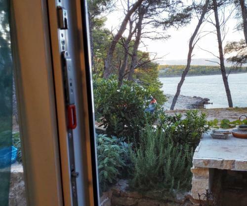 Apartamento Stone Villa Ana & Nikola, Double Bedroom Front Sea