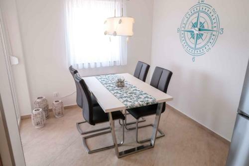 Apartment In Klimno - Insel Krk 42236