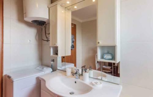Apartment In Koromacno/istrien 33192