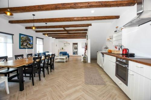 Holiday Home Ante - Garden Terrace