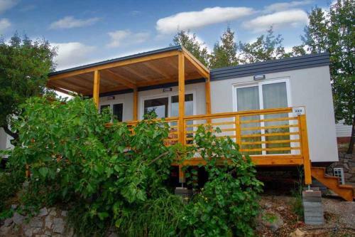 Mobilehomes In Klenovica 35297