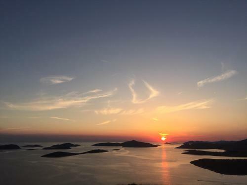 Beach Front Apartment - Pa?man