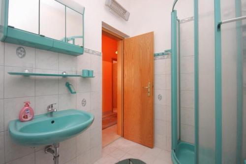 Apartments With A Parking Space Kraj, Pasman - 8288
