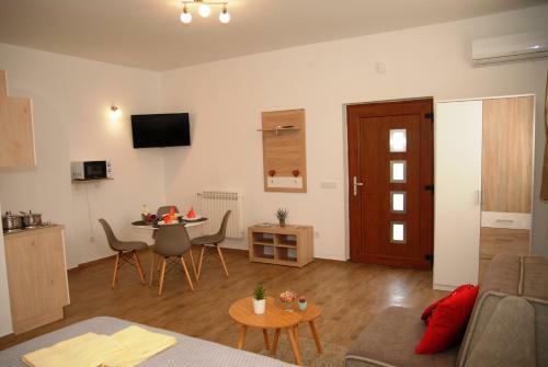 Studio Apartmani Topli?ka Bajka