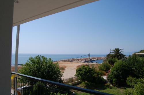 Odyssia Apartments