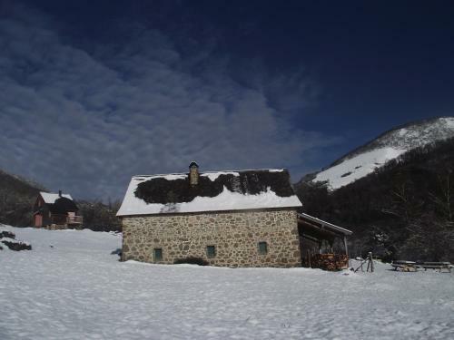 Les Chalets De La For�t D'issaux