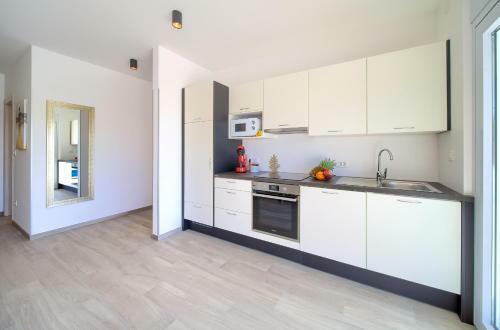 Apartment Timmy With Private Pool & Seaview