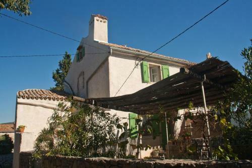 Maja Stone House