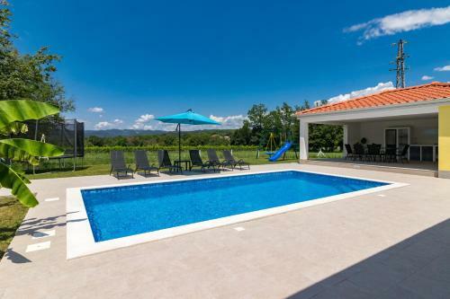 Villa Mario With Private Heated Saltwater Pool