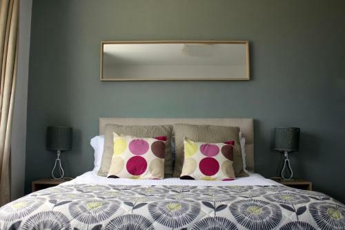 Follies Suites Ballyvoile