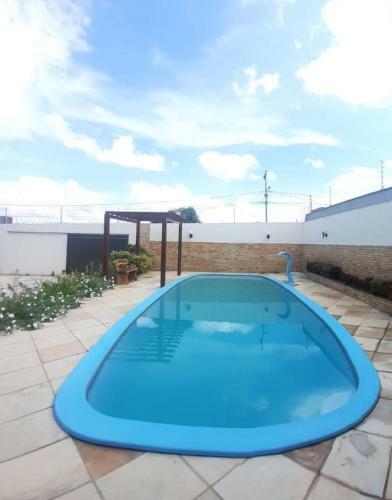 Apartamento Deck Com Su�te/piscina/garagem. Pr�x. Ufca/unile�o