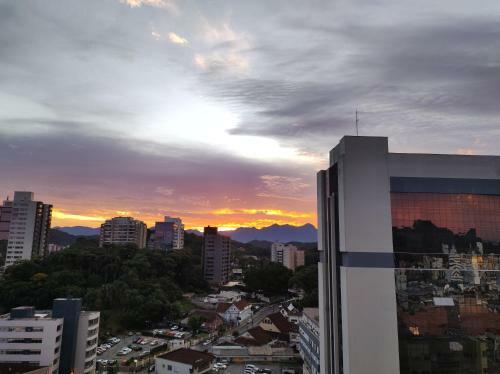 Apartamento Flat No Centro! Cozinha, Tv A Cabo, Estacionamento Gr�tis