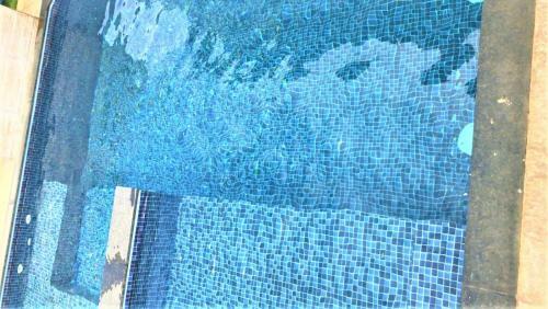 Casa de Campo Com Piscina Aquecida Por Sistema Solar