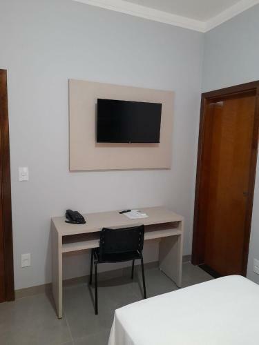 Hotel Monte Rei Luc�lia