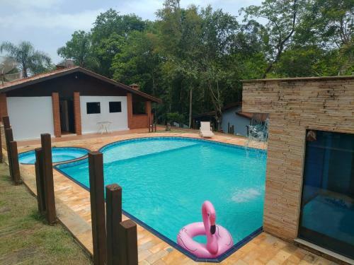 Ch�cara C/ 50 Mil Metros Lago+piscina