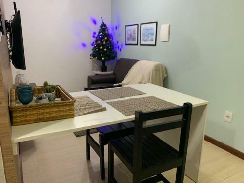 Apartamento Encantador E Completo Em Maca�