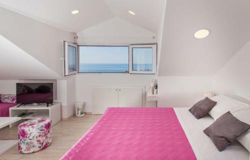 Hostal Sobe Na Konalu