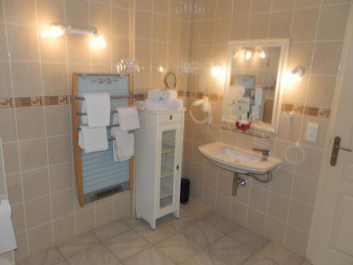Hotel Le Relais Des 5 Chateaux