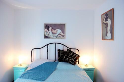 Hostal Tanya-apartments And Rooms