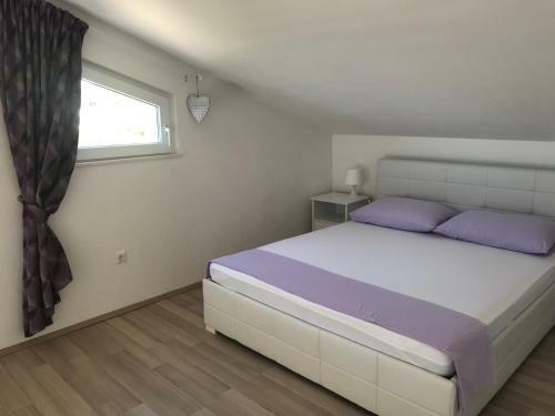 Apartment Purple Loft