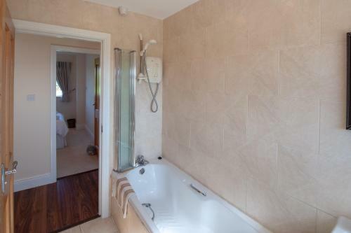 Ardkilly Ridge, Kinsale Town,sleeps 8