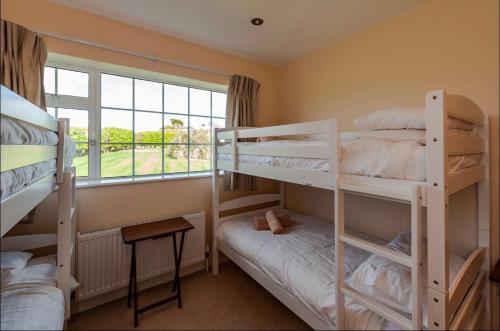 Ardkilly Ridge, Kinsale Town,sleeps 8