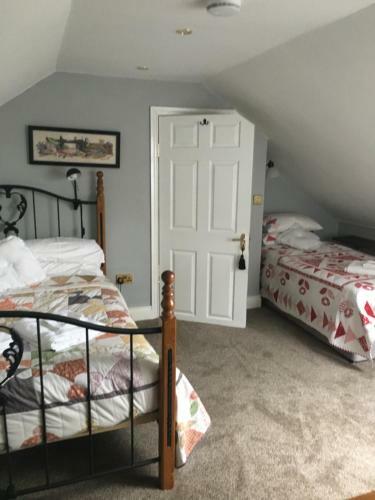 Lyntom House B&B