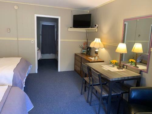 Starlite Motel