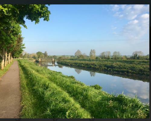 Adare Luxury Riverside Apartment