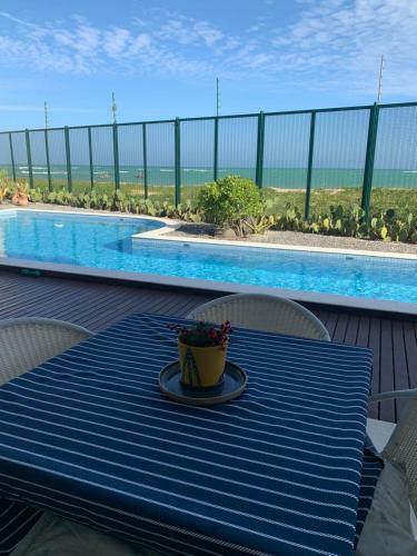 Casa Beira-mar Em Condom�nio Fechado!