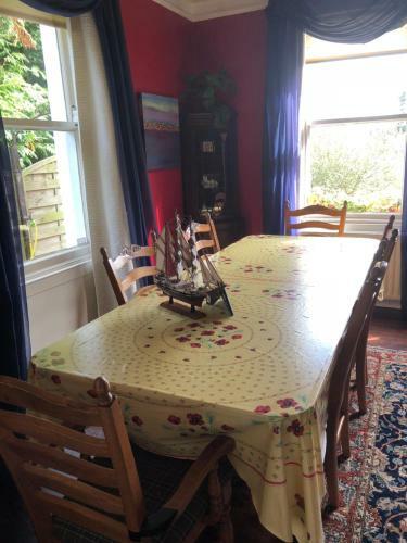 Galway Manor Banba House Sleeps 2-26