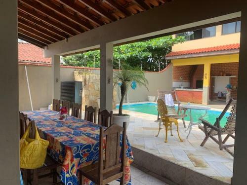 Lindo Sobrado Amarelo -pr�ximo A Praia
