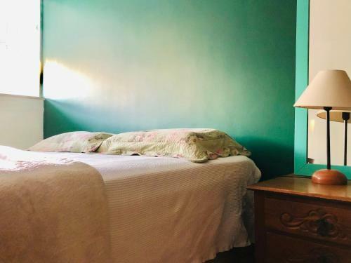 Bed & Breakfast Home Hostel - Quarto Privativo Aeroporto Bsb