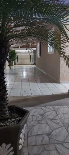 Casa Com Piscina No Centro