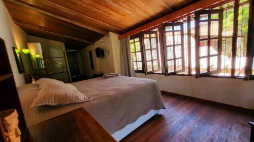 Bed & Breakfast Guest House & Art Gallery