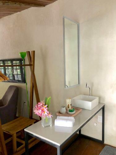 Bed & Breakfast Guest House & Art Gallery