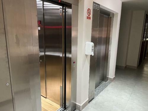 Quarto Em Hotel Novo Em Mury/caf� Da Manh� Incluso!