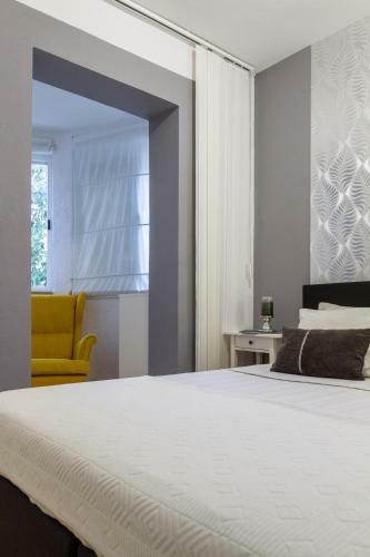 Korcula Seafront Apartments With Private Beach