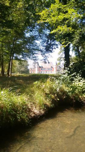 Hostal Ch�teau De Souesmes