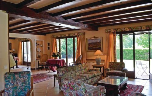 Holiday Home Lotissements Tipulenia