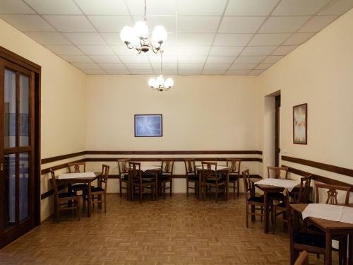 Hostal Penzion Mal� Val
