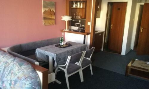 Hostal Penzion Mens�k