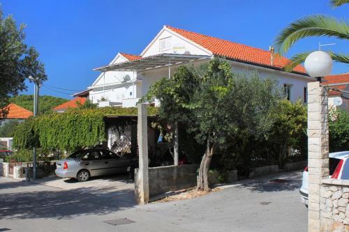 Apartments With A Parking Space Korcula - 9306